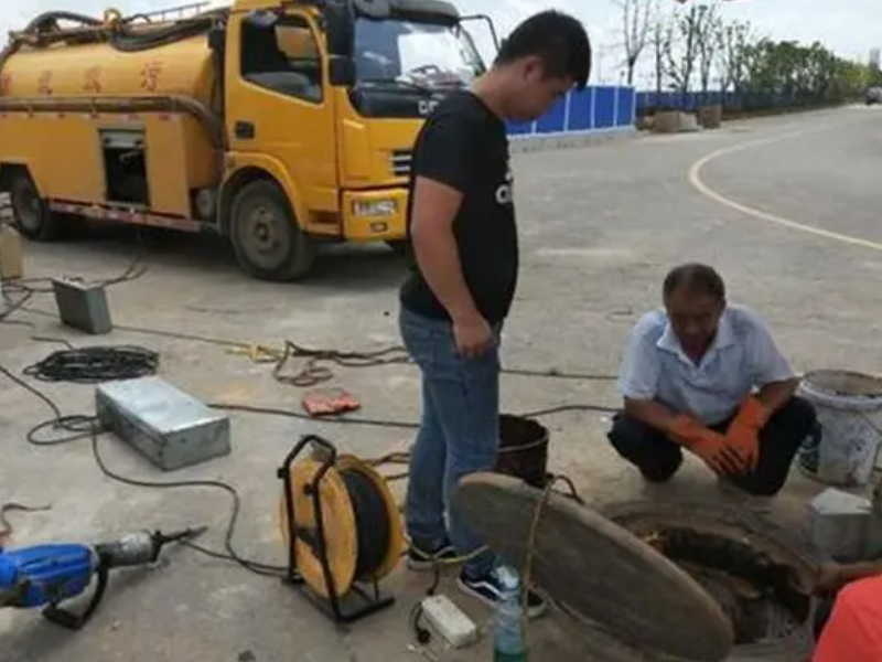 南明区龙里双龙经济区管道清淤河道清淤鱼塘清淤水塘清淤